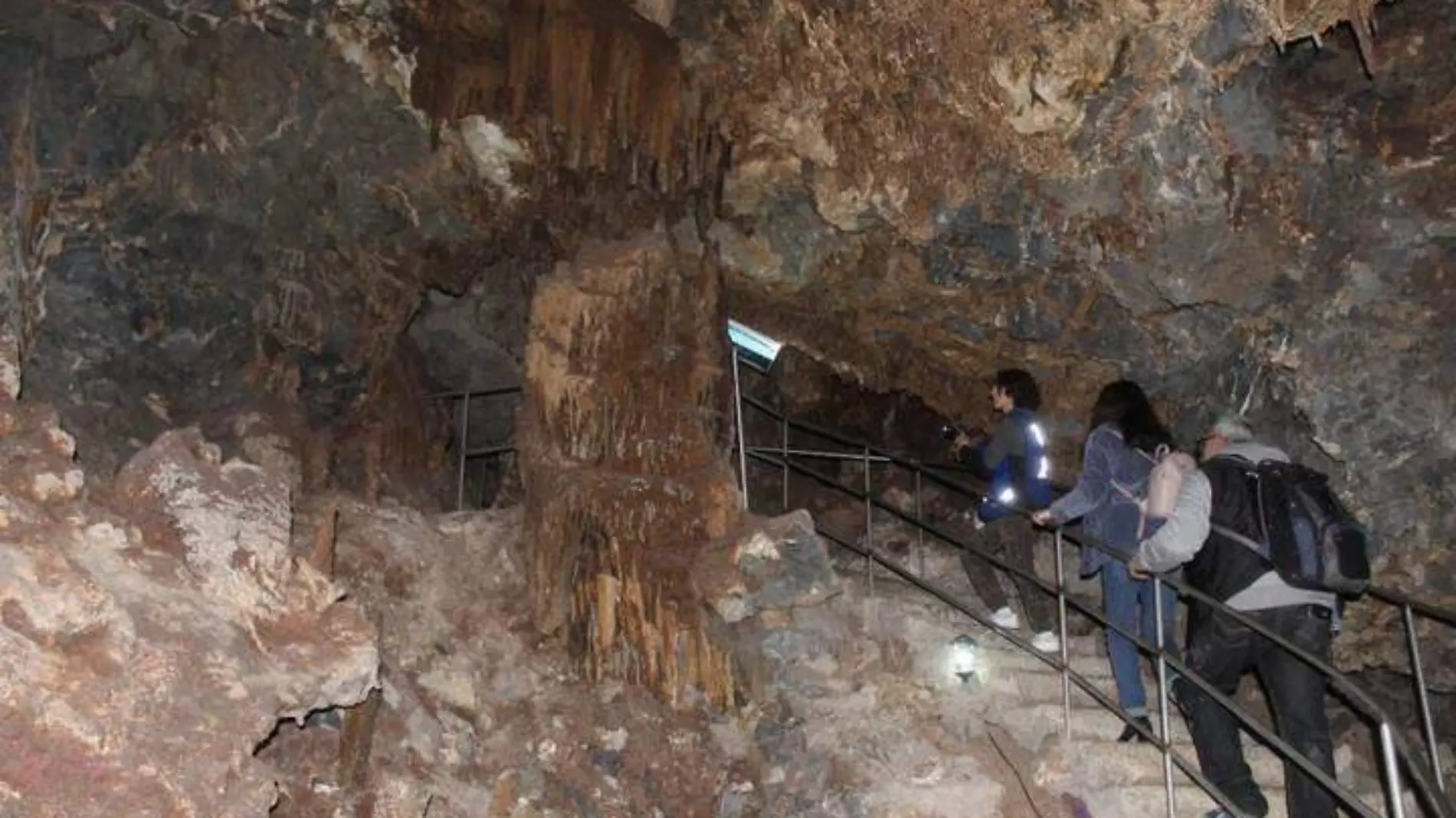 grutas de nombre de dios